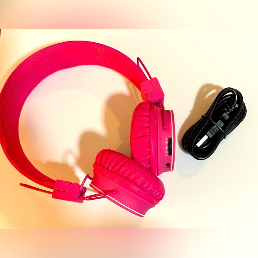 Hot Pink Adjustable Over-Ear Termichy Headphones with Charging Cable